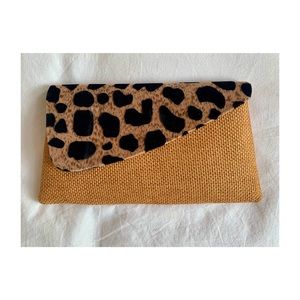 Leopard Clutch